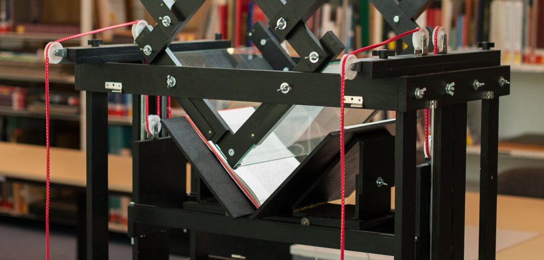 Auf dem Foto ist ein Do-it-Yourself-Drucker des Makerspace der SLUB in Dresden zu sehen